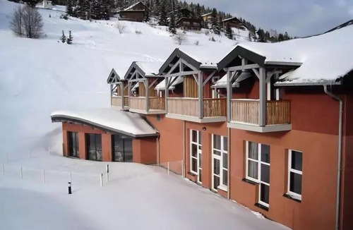 Bois-d'Amont Hotel | Premium Room for 3 People - Full Board - Accessible