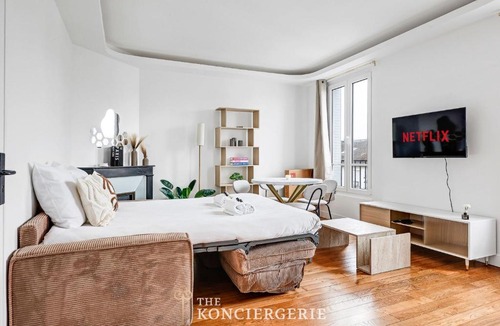 Petit-Ivry Apartment | Prestige et serenite rue Pierre et Marie Curie