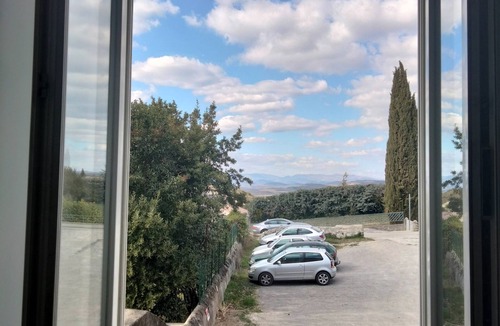 Villeneuve-de-Berg Apartment | Pretty apartment in typical Ardechois village