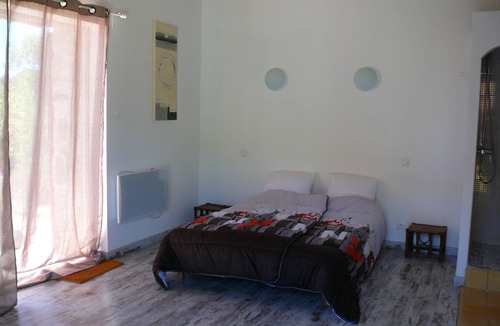 Vesseaux House | pretty cottage in renovated farmhouse