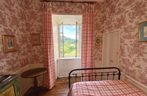 Saint-Martin-sous-Vigouroux Bed & Breakfast | Princesse d’Harcourt Guest Room