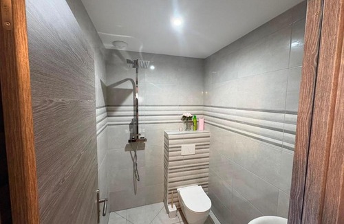 Perrigny-les-Dijon Apartment | Prince
