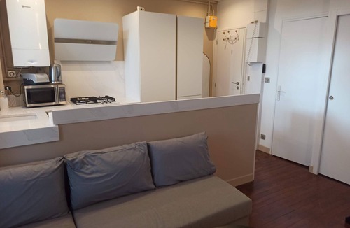 Champigny-sur-Marne Apartment | Private comfort, tranquility, and a vacation getaway.