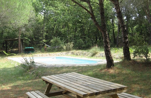 Rochegude House | Private house and swimming pool, on the heights of a Provencal village