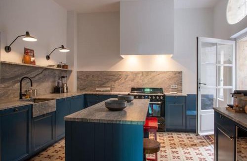Arles City Centre Villa | Private Mansion, completely renovated with swimming pool, in historical center