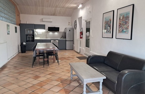 Bollene House | Privatization of two gîtes - Up to 26 people Au Cor de Chasse