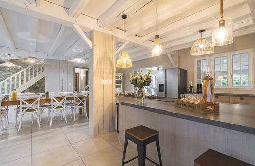 Crecy-la-Chapelle House | Property with indoor pool 15min DISNEYLAND