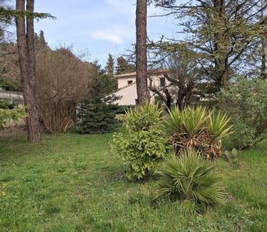 Donzere Apartment | Provencal DROME cottage with garden access TANTE HELENE