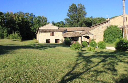 Saulce-sur-Rhone House | Provencal estate with swimming pool surrounded by 4 hectares of greenery!