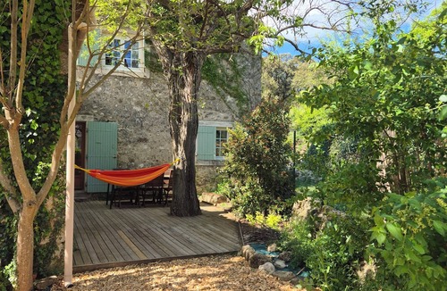 Reauville House | Provencal house, wooded garden near Grignan 4-6 pers, 2 bedrooms