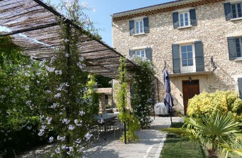 Villes-sur-Auzon Villa | Provenzalisches Landhaus Les Martinets am Fuße des Mont Ventoux