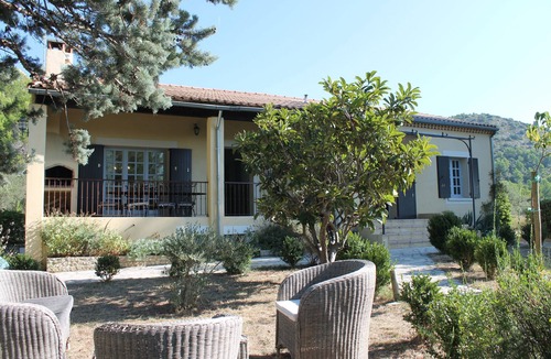 Puget Villa | Puget Sur Durance: Live your dream in the heart of the Luberon park with friends
