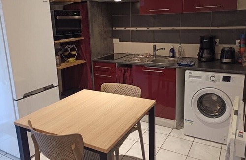 Hurigny Apartment | PURA VIDA WELCOME Cosy Apartment for 2 Macon