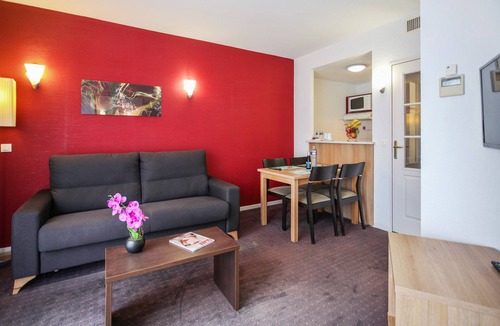 Divonne-les-Bains Apartment | Quality Aparthotel Divonne - Portes de Geneve