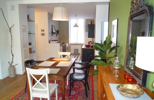 Centre Apartment | Quiet apartment in the city center with very large garden with trees