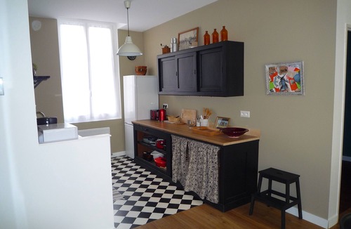 Centre Apartment | Quiet apartment in the city center with very large garden with trees