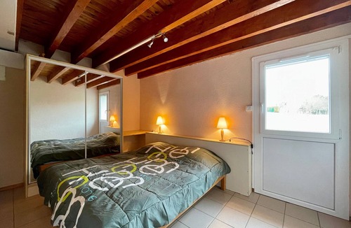 Cayres Cottage | Quiet cottage near Puy-en-Velay, 2 bedrooms, close to Lake Bouchet