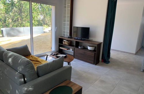 Saint-Julien-de-Peyrolas House | Quiet gîte, close to village shops, swimming and activities.