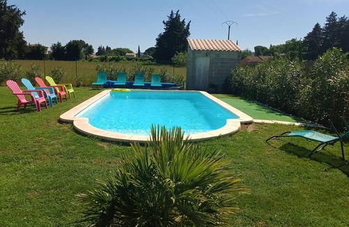 Sainte-Cecile-les-Vignes House | QUIET VILLA IN PROVENCE