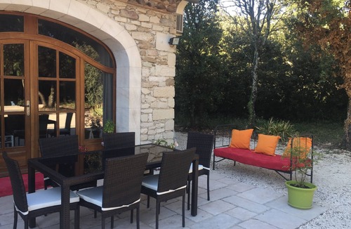 Valreas Cottage | Quiet gîte in the enclave of the Popes