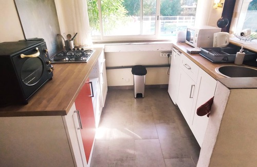 Bollene House | Quiet independent cottage for 1 or 2 people