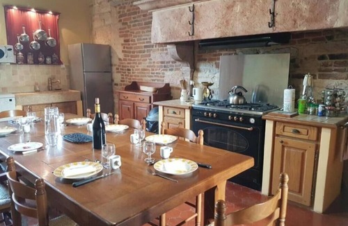Huilly-sur-Seille House | Quiet Maison de Maître in Burgundy with enclosed gardens. Pets welcome.
