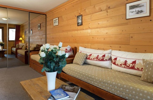 Val-d'Isere Apartment | Résidence Alpina Lodge 10