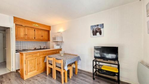 Flaine Apartment | Résidence Andromede - Studio rénové · Proche des pistes · Balcon · Casier à ski MAE-7411
