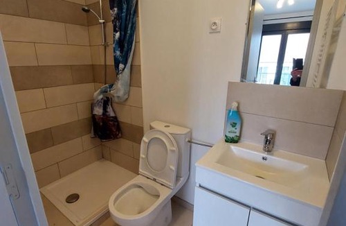 Longjumeau House | Résidence de la gare, chambre meublée