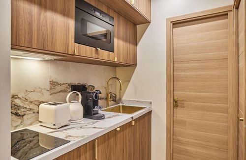 Montparnasse Apartment | Résidence Saint Germain des Pres Rue de Rennes by SP