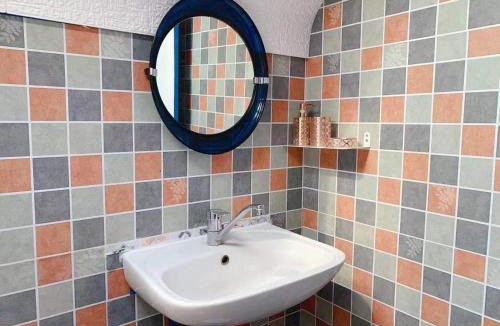 Villejuif Hostel | Rainbow Villa, One bed in shared dormitory room, please choose male or female room correctly, not mixed, check in from 16h00 to 23h50