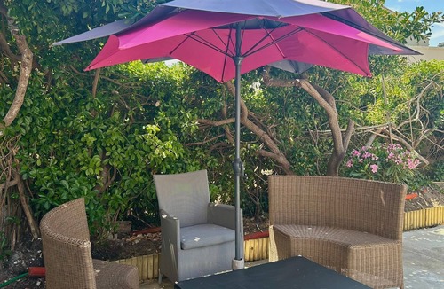 Palavas-les-Flots Apartment | Rch 50m2 beach access secure gate, 2bed + extra bed, GD terrace wifi&clim