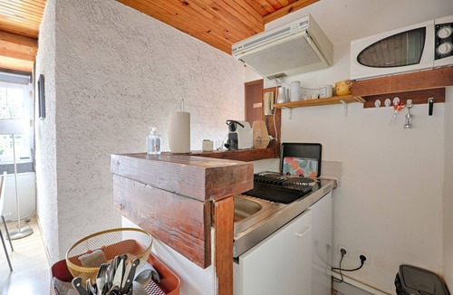 L'Hay-les-Roses Apartment | Red Eden - Joli studio, proche jardin roseraie
