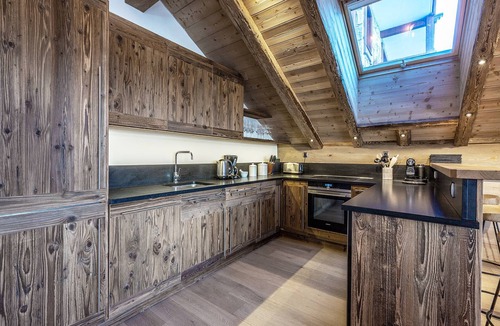 Saint-Martin-de-Belleville Apartment | Renovated apartment with terrace, pool, spa and parking - St. Martin de Belleville