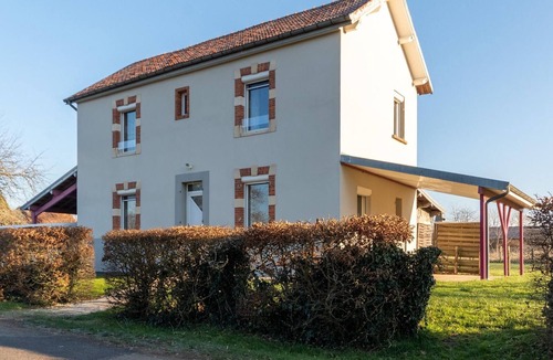 Soing-Cubry-Charentenay Cottage | Renovated house with garden near the Saône