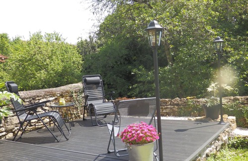 Menou House | Renovated 150-year-old building, close to Chateau de Menou.