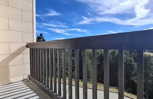Pyrenees 2000 Apartment | Renovated 2-Star Apartment for 4, Balcony, Parking, Ski Storage, No Pets, No Smoking