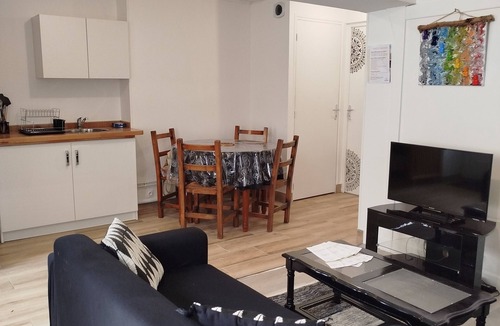 Irancy Apartment | Renovated apartment in quiet wine-growing village. 15min from Auxerre.