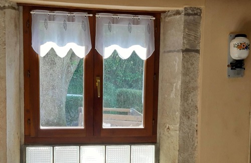 La Vaivre Cottage | Renovated cottage in the tranquil Southern Vosges