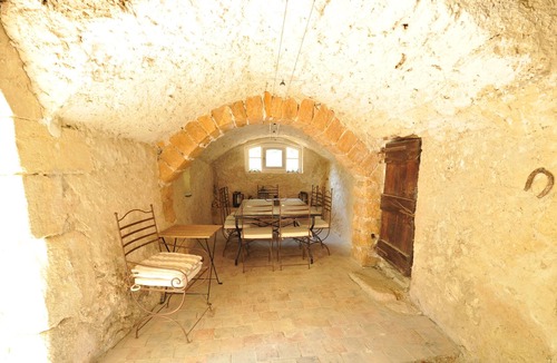 Crestet House | renovated country house "Calade"