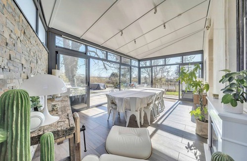 Palleau House | Renovated family château in Burgundy near Beaune