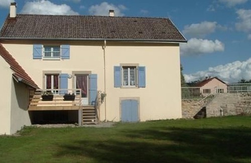 Breurey-les-Faverney Cottage | Renovated old mill with enclosed garden in Breurey-lès-Faverney