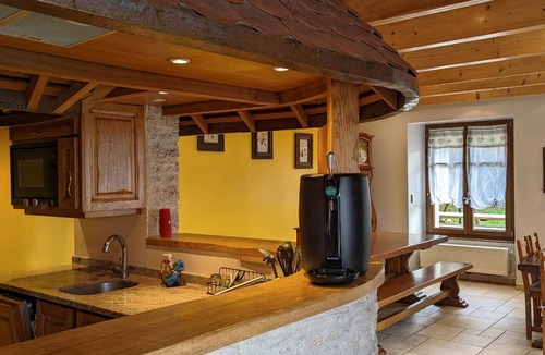 Beaumotte-Aubertans Cottage | Renovated house with spa and garden near Besançon