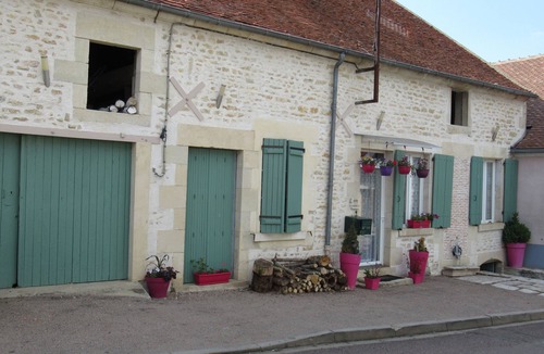 Narcy House | Renovated old house with all comforts