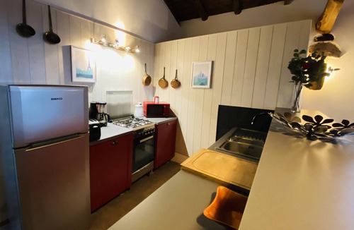 Nozieres House | Renovated sheepfold in a 17th-century hamlet