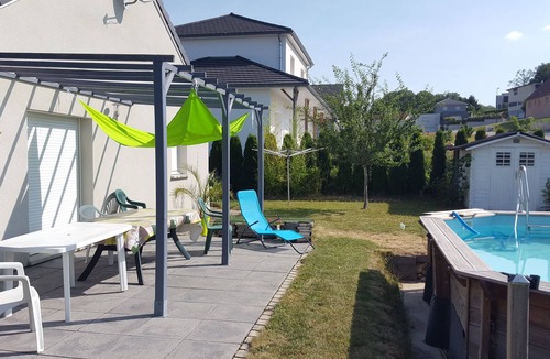 Montfaucon House | Rent 2 private rooms in house with swimming pool.