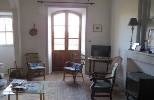 Villeneuve-de-Berg House | Rent character house in Ardèche in Villeneuve-de-Berg - sleeps 10