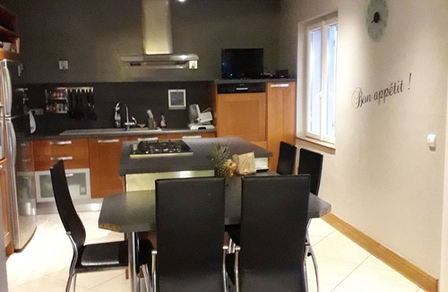Puy-Saint-Martin Villa | Rent large villa in Drôme provençale
