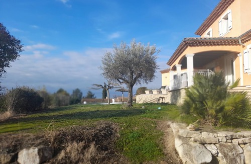 Puy-Saint-Martin Villa | Rent large villa in Drôme provençale