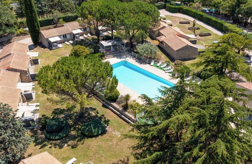 L'Isle-sur-la-Sorgue House | Rental with pool in a quiet setting n°12